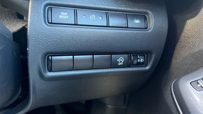 Nissan Juke 1.0 DiG-T 114 Acenta 5dr Petrol Hatchback